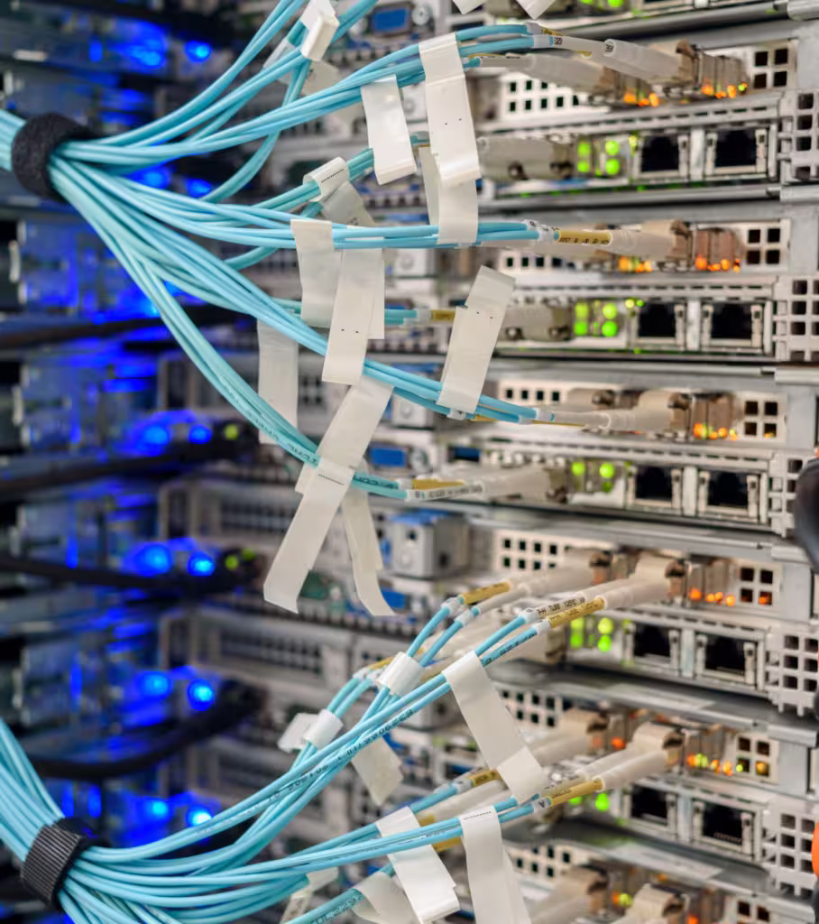 Working hardware in data center - Enviro Tech International